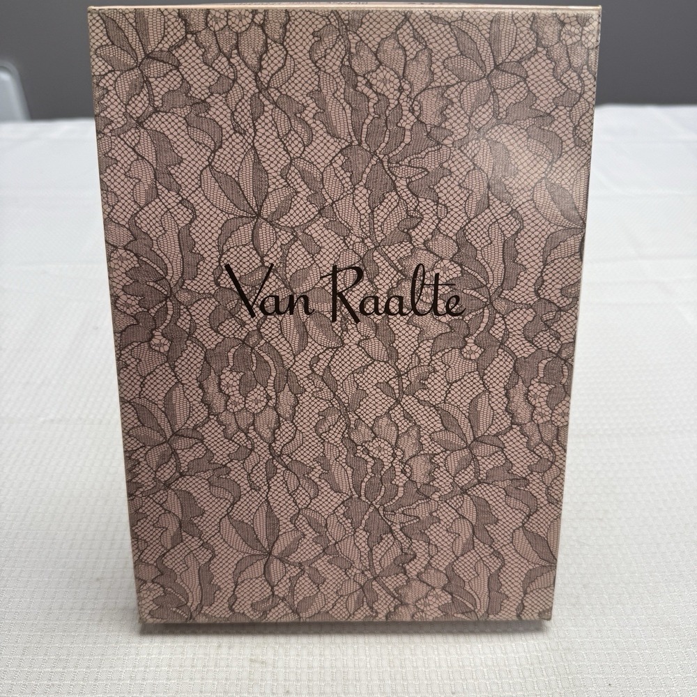 Vtg 50s VAN RAALTE‎ Nines Sheer Highlight 9.5L Nylon Hose Stockings Seam New Box